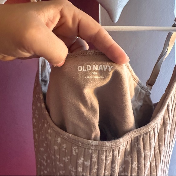 Crop top tank - Picture 3 of 5